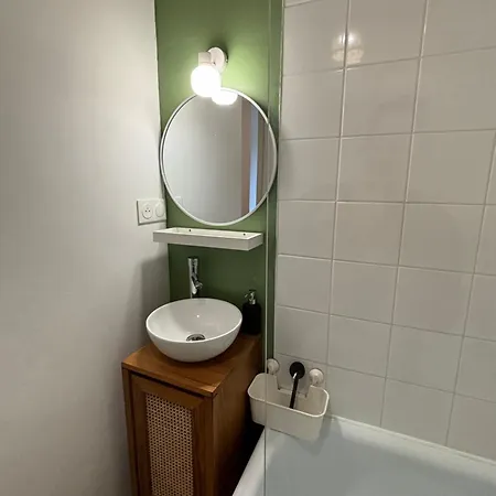 Nid Sur La Cascade Eaux-Bonnes